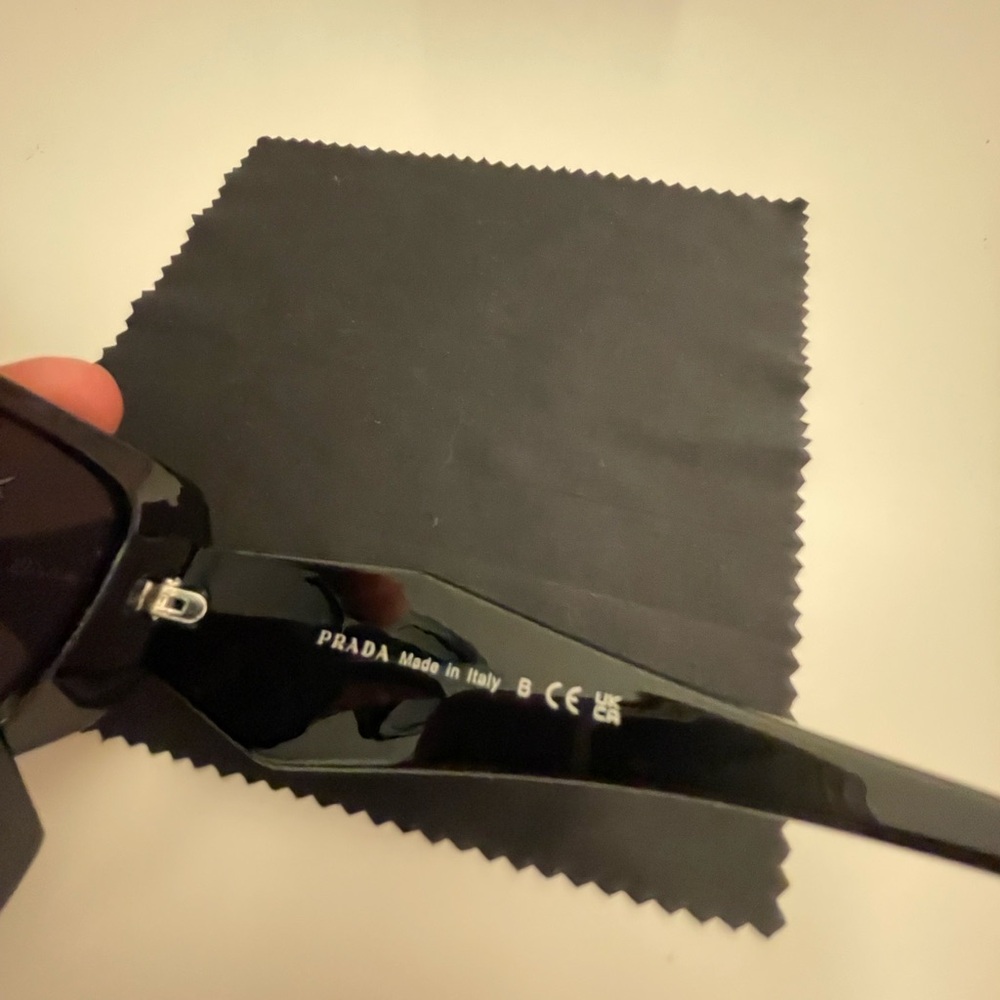 Black Framed Prada Glasses Unisex - Picture 3 of 3